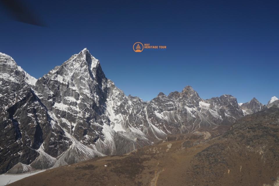 Everest Base Camp Via Gokyo Lake Trek in October