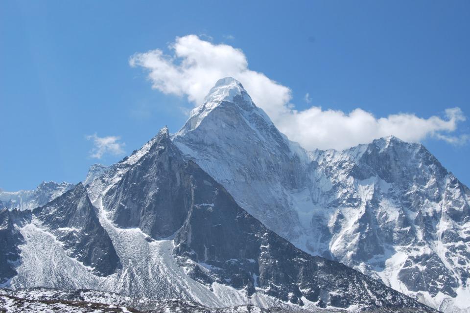 Everest Base Camp weather Temperatures Day And Night