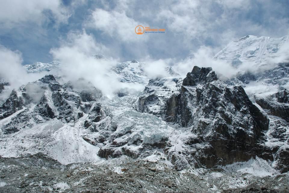 Kanchanjunga Circuit Vs Annapurna Circuit