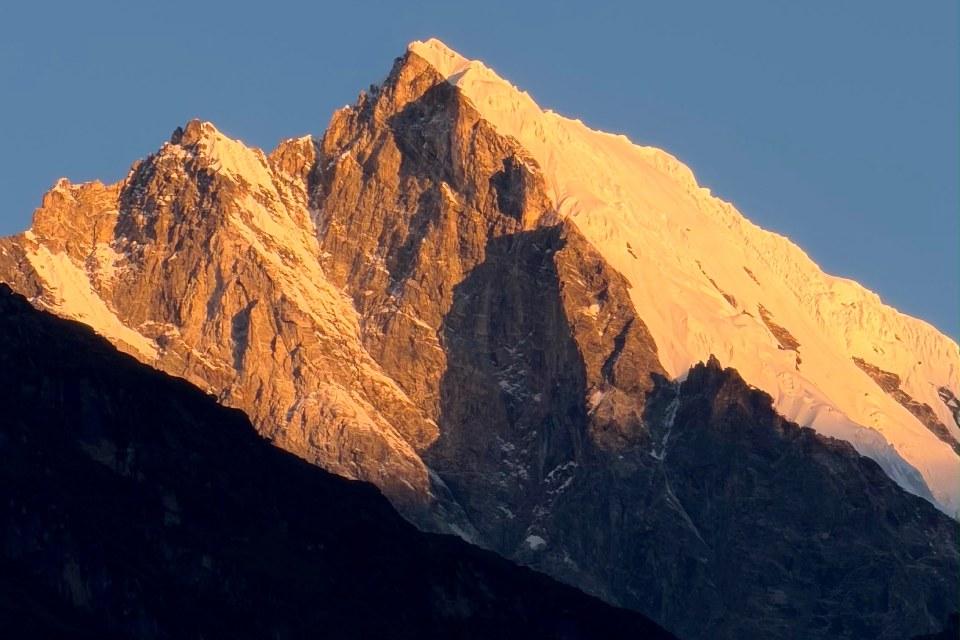 Kala Patthar vs Gokyo Ri