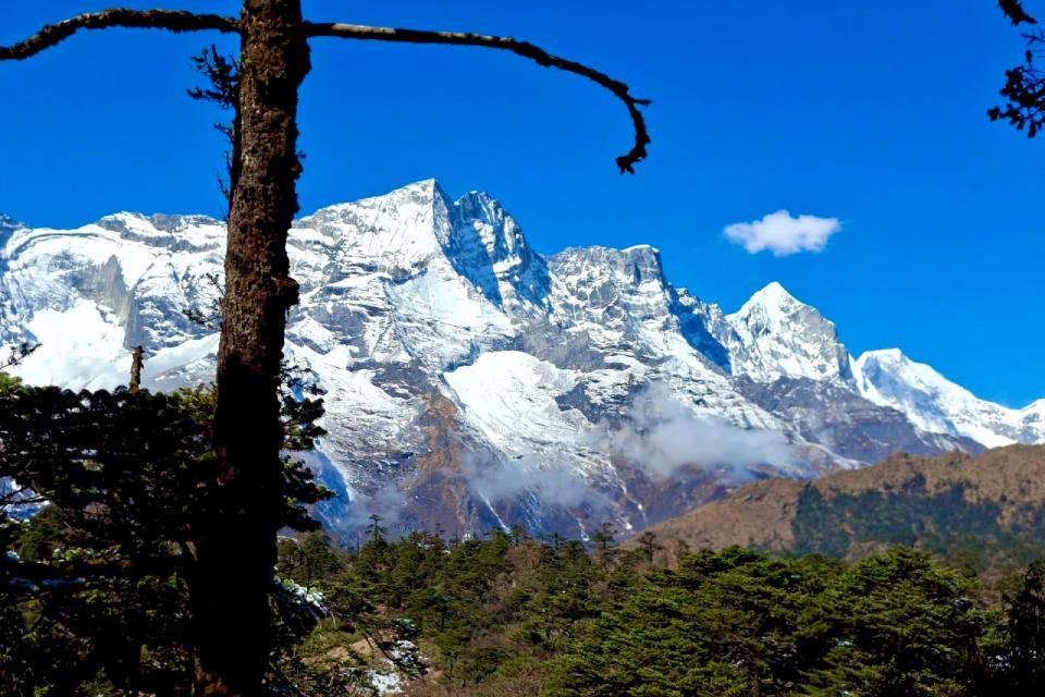 What Makes a Luxury EBC Trek Truly Luxury?