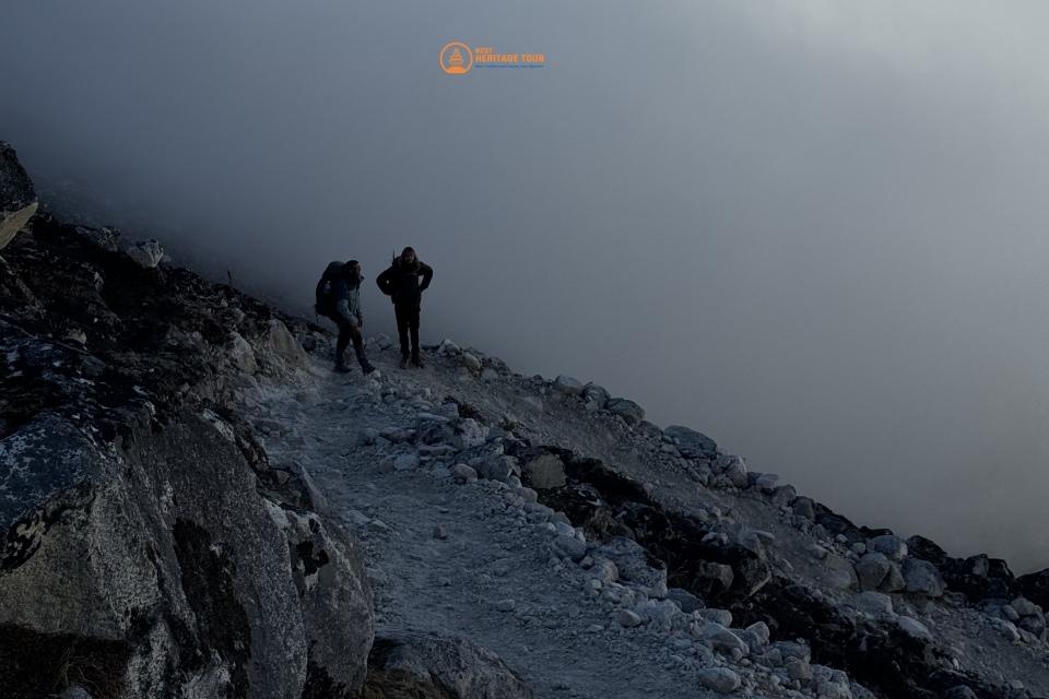Manaslu Circuit Trek Weather in April