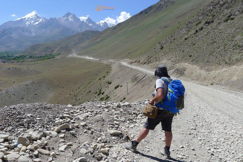 Guided Tour vs Solo Tour in Nepal
