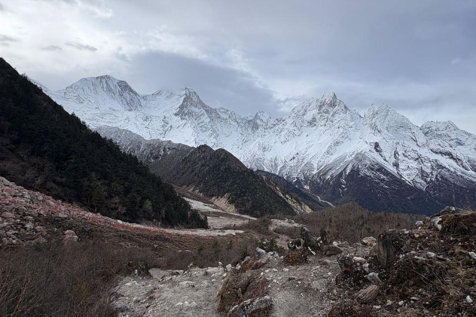 Guide for Crossing the Larkya La Pass Safely