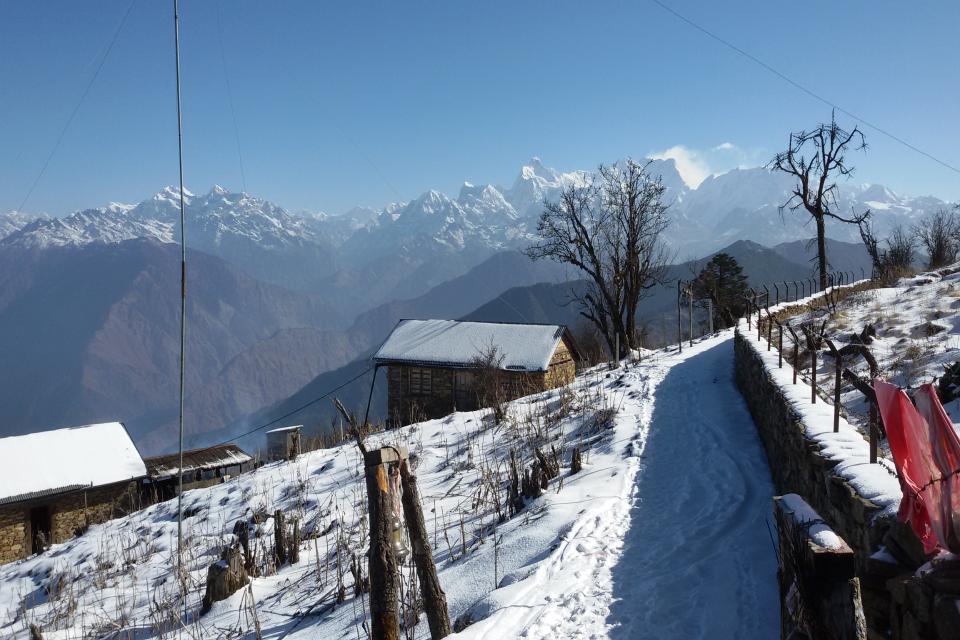 Common Problems & Their Solution While Trekking in Winter Season in Nepal