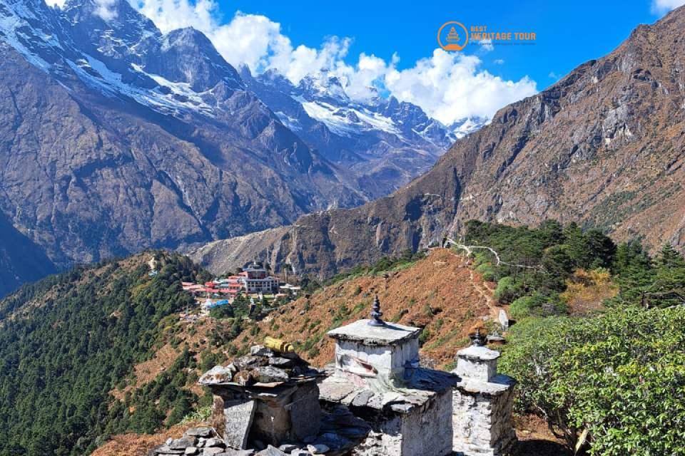 Animals on Mount Everest