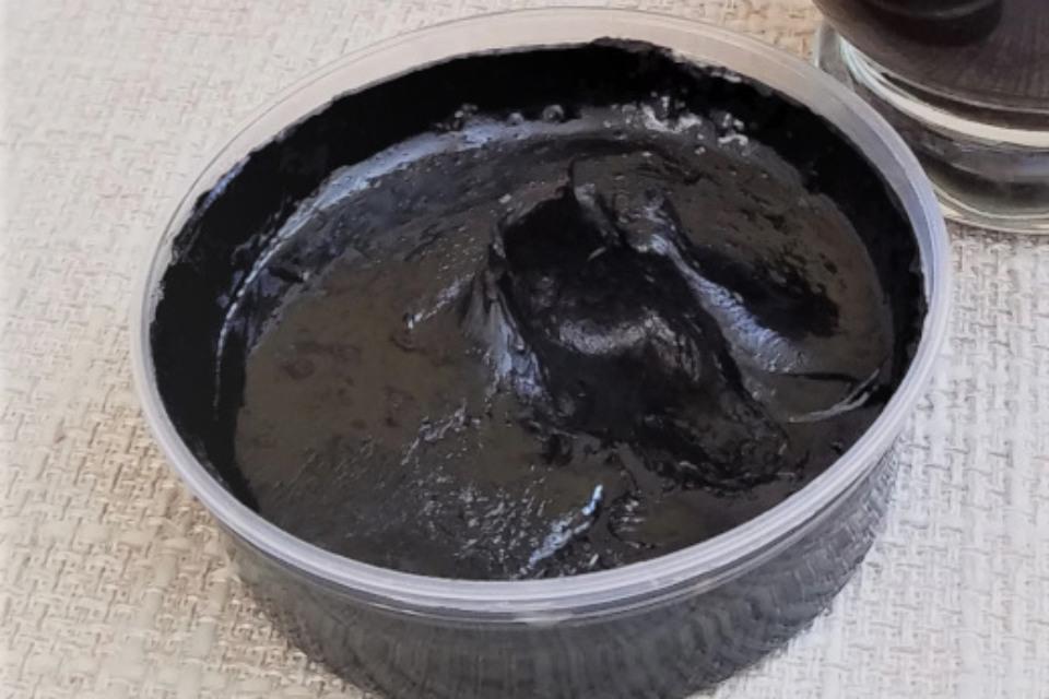 Shilajit: High-Himalayan Black Gold
