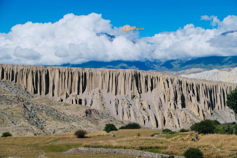 Manaslu Tsum Valley with Upper Mustang Trek